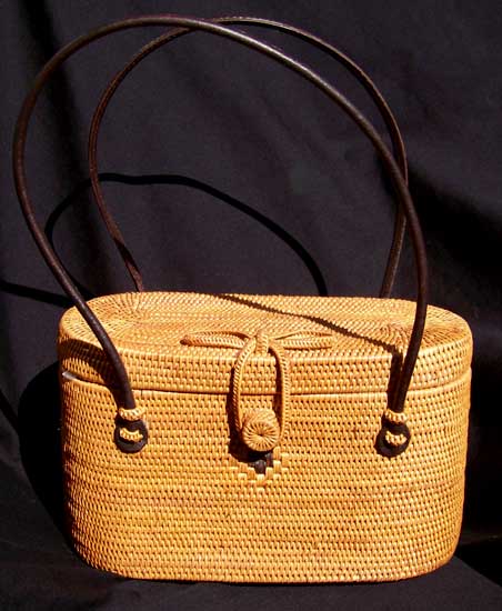"Peanut" Handbag-Bali bag, woven bag, basket bag, Bali Handbag, Unique straw handbags, Quality handbag, Oval straw bag