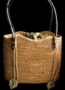 "Adorable" Handbag-adorable, summer handbag, tailored straw bag,