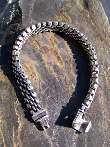 Simple Elegance Bracelet-silver bracelet, Bali bracelet, weave bracelet, simple elegance